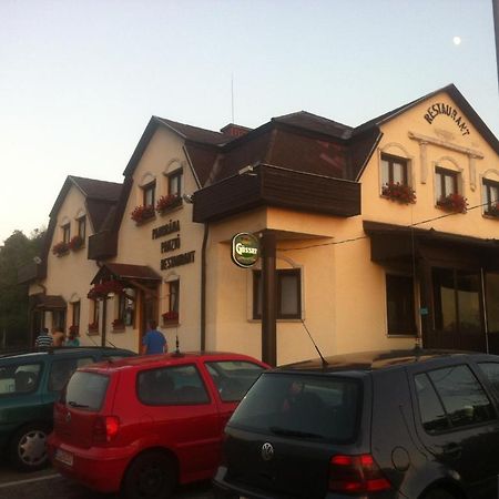 Panorama Panzio Bed & Breakfast Tatabanya Luaran gambar